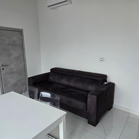 Vis A Vis Apartments Baska  Bagian luar foto