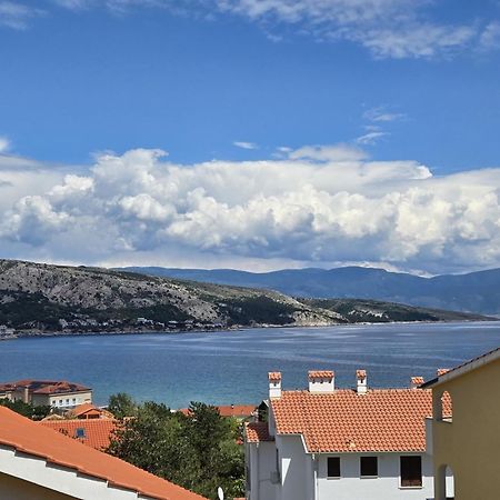 Vis A Vis Apartments Baska  Bagian luar foto